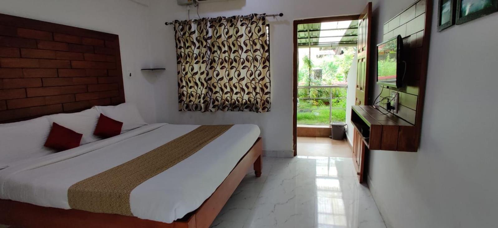 Hotel Mj Beach Resort Baga Luaran gambar