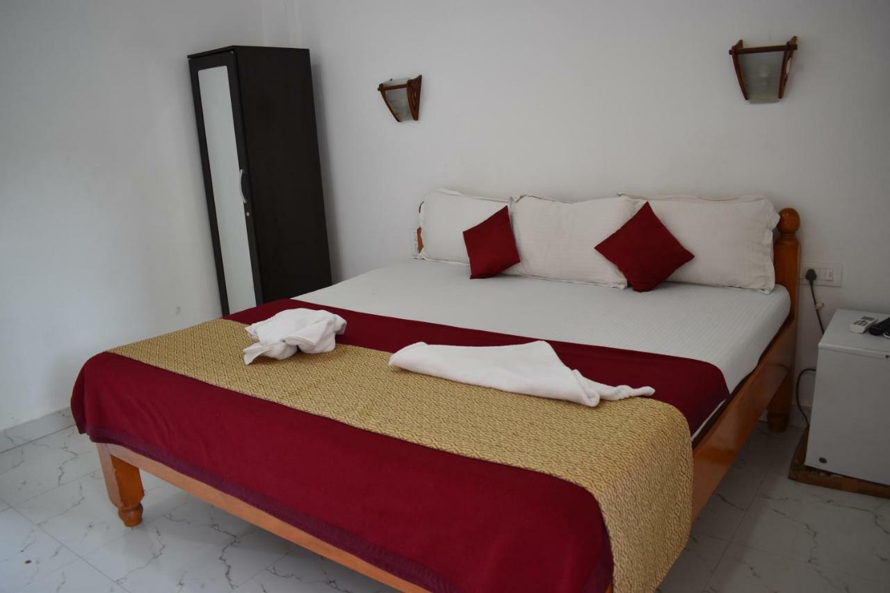 Hotel Mj Beach Resort Baga Luaran gambar