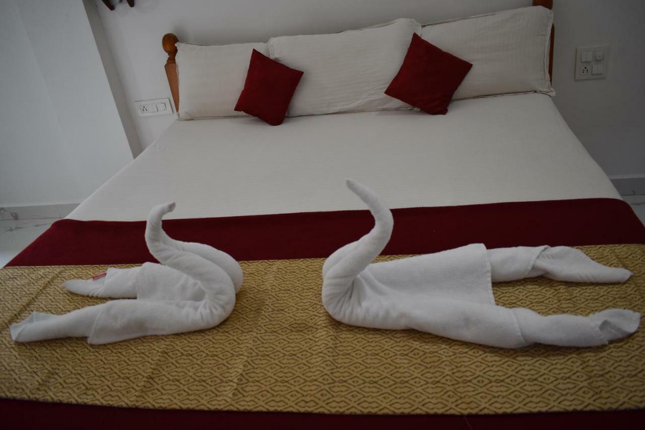 Hotel Mj Beach Resort Baga Luaran gambar